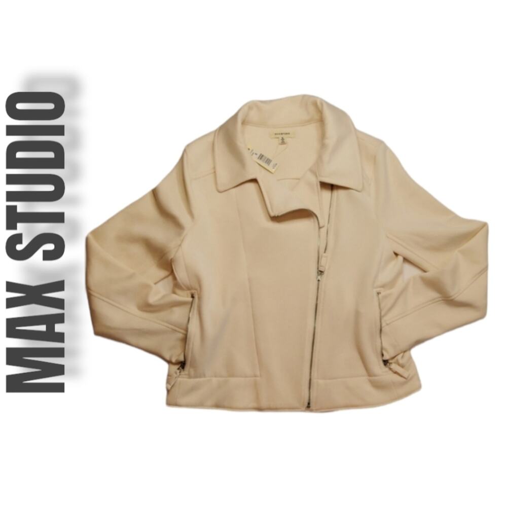NWT. MAX STUDIO Knit Asymetrical Knit Jacket Size S
